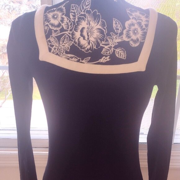 Ann Taylor Colorblock Square Neck Black White Top - Picture 3 of 5